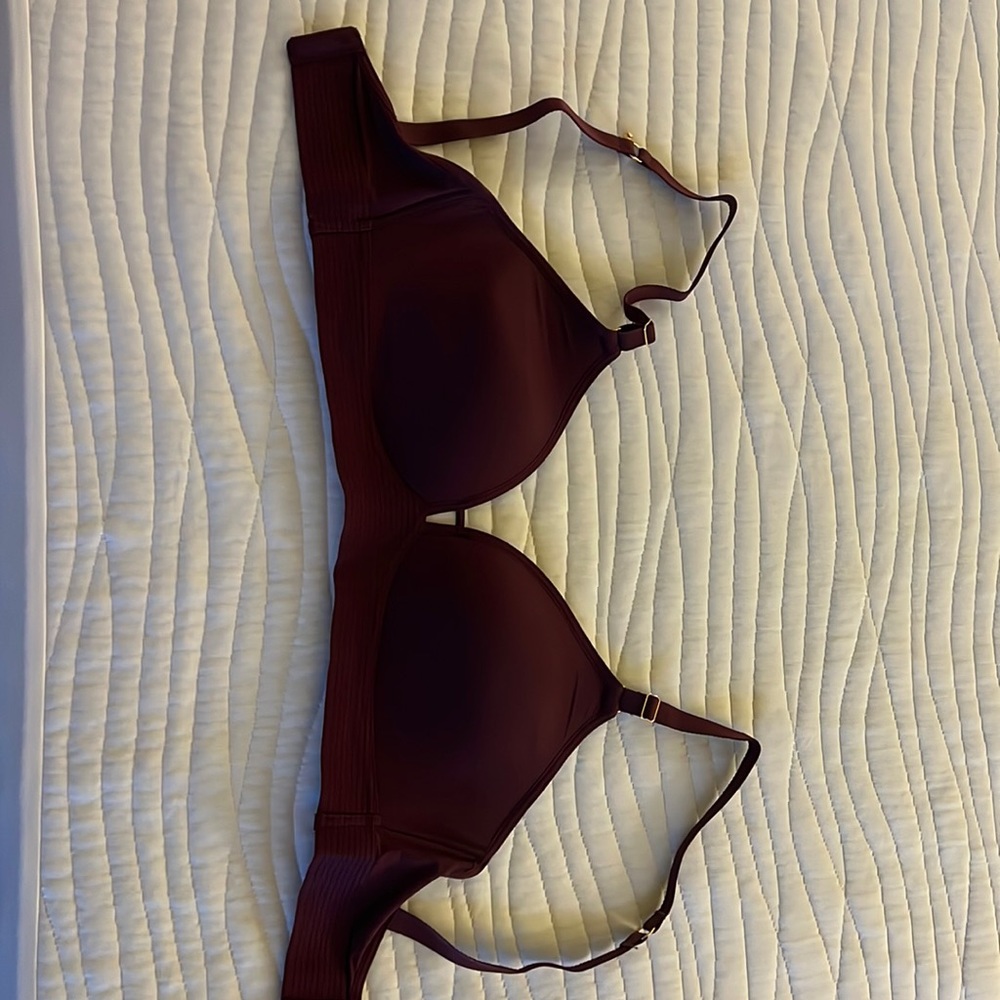 Lively Spacer Bra NWOT